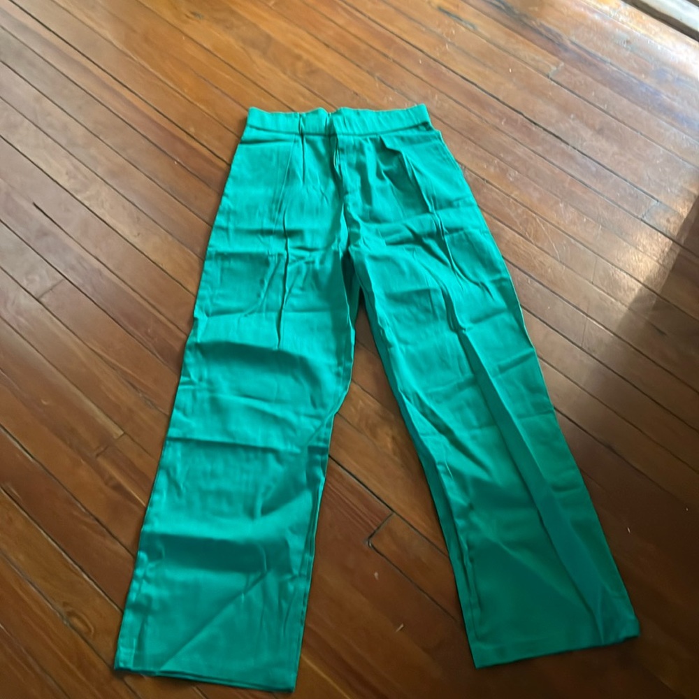 green dress pants never been worn